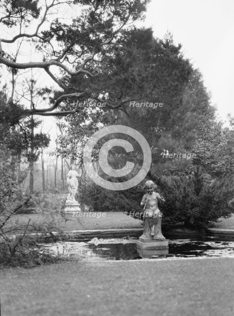 Taylor, Myron C., Mr., residence and grounds, Locust Valley, Long Island, New York, 1928 Nov. Creator: Arnold Genthe.