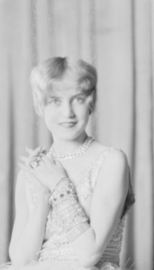 Taylor, Ruth Lee, Miss, portrait photograph, 1927 Creator: Arnold Genthe