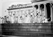 Tableaux, Treasury Wash., D.C. (Suff. Pageant), 1913. Creator: Bain News Service