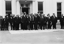 Taft and Notification Comm. at White House, 1912. Creator: Bain News Service
