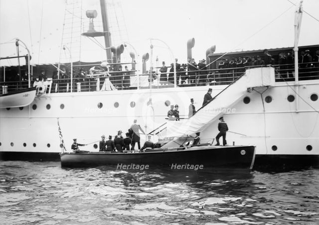 Taft boards MAYFLOWER, 1912. Creator: Bain News Service.