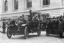 Taft's Auto leaving N.Y. Public Library, between c1910 and c1915. Creator: Bain News Service
