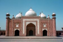 Taj Mahal Mosque, Agra, India. Creator: Vivienne Sharp