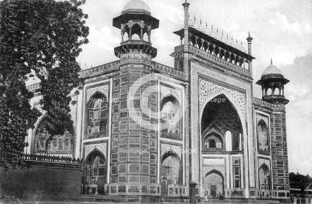 Taj Mahal Gate, Agra, 20th century. Artist: Unknown