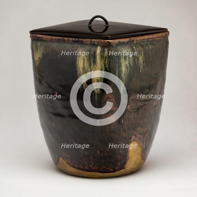 Takatori-Ware Water Jar (Mizusashi), 19th century. Creator: Unknown.