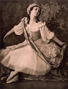 Tamara Karsavina, Russian ballerina, in Nikolai Tcherepnin's ballet Le Pavillon d'Armide 1913