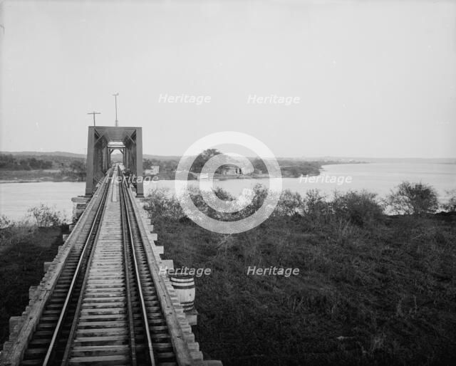 Tamesi Bridge, between 1880 and 1897. Creator: William H. Jackson.
