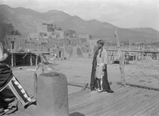 [Taos Pueblo, New Mexico], between 1899 and 1928. Creator: Arnold Genthe
