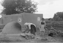 [Taos Pueblo, New Mexico], between 1899 and 1928. Creator: Arnold Genthe