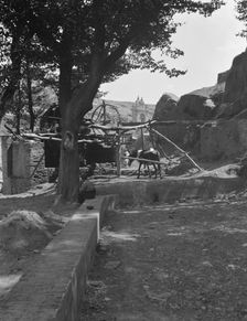 [Taos Pueblo, New Mexico], between 1899 and 1928. Creator: Arnold Genthe