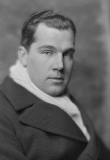 Tappe´, Mr., portrait photograph, 1914 Dec. 9. Creator: Arnold Genthe