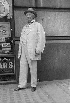 T.B. Stuart, 1916. Creator: Bain News Service