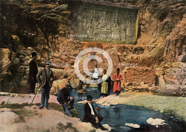 'Tchechan Ali. Le Schah Fath Ali Et Ses Enfants',  (Descendants of Fath Ali Shah), 1900. Creator: Unknown.