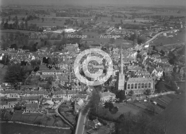 Tetbury, Cotswolds, Gloucestershire, 1952. Artist: Harold Wingham.
