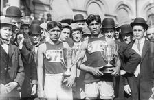 Tewanima (winner), Arquette (came in 5th), 1911. Creator: Bain News Service