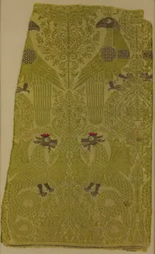Textile Fragment with brocade with Bird, Dragon, and Palmette Motifs, Italian, 13th century. Creator: Unknown