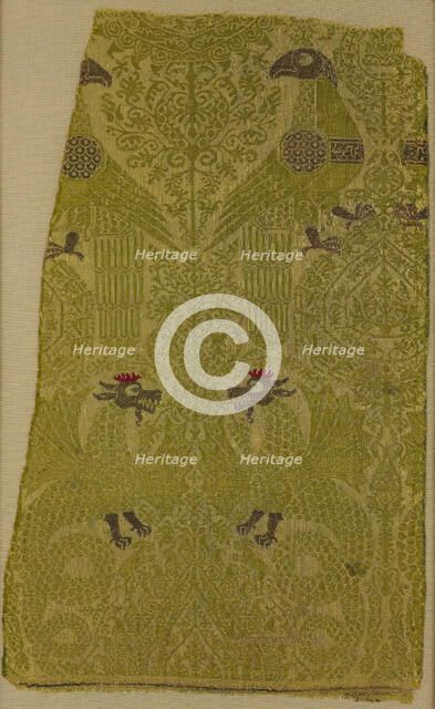 Textile Fragment with brocade with Bird, Dragon, and Palmette Motifs, Italian, 13th century. Creator: Unknown.
