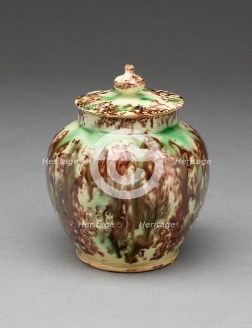 Tea Caddy, Staffordshire, 1740/50. Creator: Staffordshire Potteries.