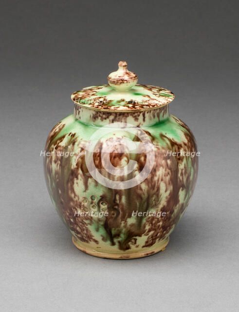 Tea Caddy, Staffordshire, 1740/50. Creator: Staffordshire Potteries.