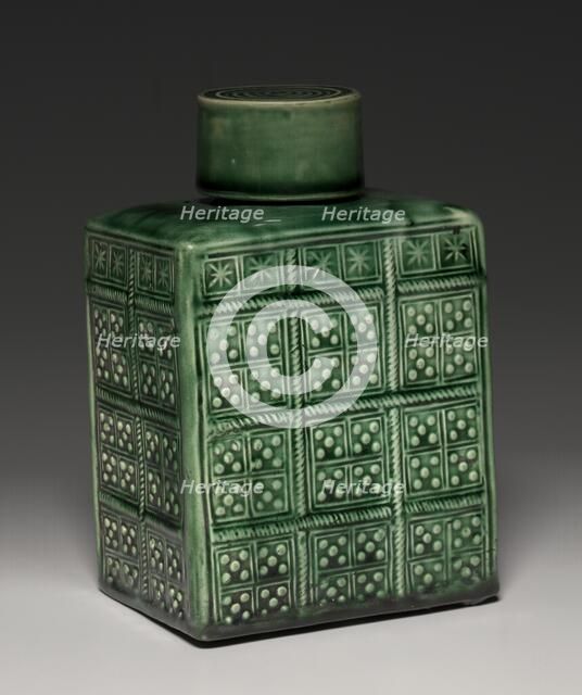 Tea Caddy with Lid, c. 1750-1800. Creator: Staffordshire Factory (British).