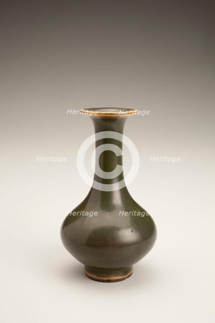 Tea-green vase, 1700s. Creator: Unknown.