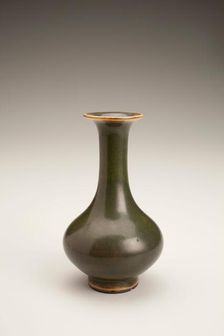 Tea-green vase, 1700s. Creator: Unknown