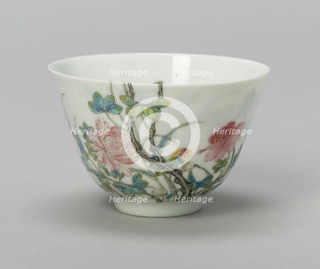Teabowl with Mufurong (Hibiscus) and Dragonfly, Qing dynasty, Yongzheng reign (1723-1735). Creator: Unknown.