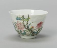 Teabowl with Mufurong (Hibiscus) and Dragonfly, Qing dynasty, Yongzheng reign (1723-1735). Creator: Unknown
