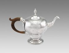 Teapot, 1761/74. Creator: Benjamin Burt