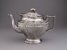 Teapot, Staffordshire, c. 1820. Creator: Staffordshire Potteries
