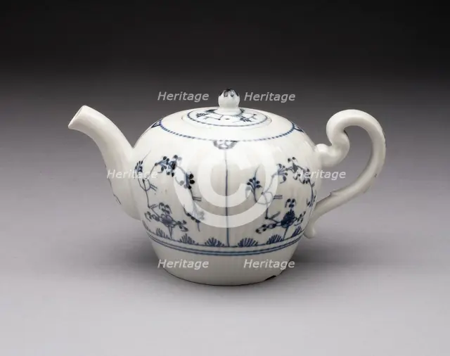 Teapot, Weesp, 1761/64. Creator: Weesp Porcelain Factory.