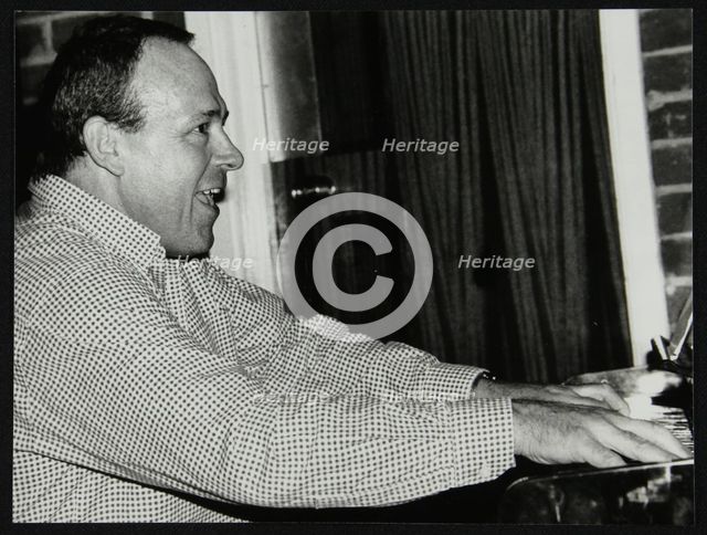 Ted Beament on piano at The Fairway, Welwyn Garden City, Hertfordshire, 28 November 1993. Artist: Denis Williams