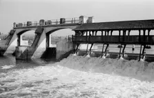 Teddington Weir, Richmond, London, c1945-c1965. Artist: SW Rawlings