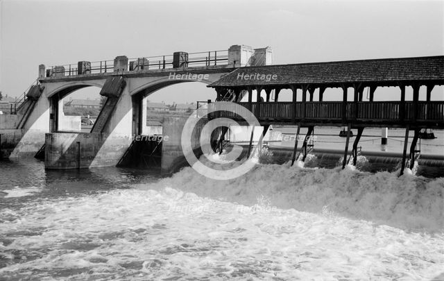 Teddington Weir, Richmond, London, c1945-c1965. Artist: SW Rawlings