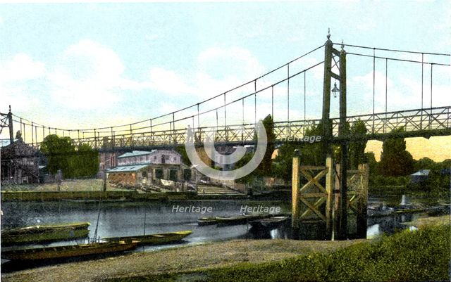 Teddington Bridge, London, 20th Century. Artist: Unknown