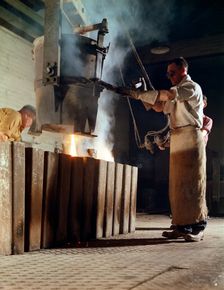 Teeming iron into ingots, J Beardshaw & Sons, Sheffield, South Yorkshire, 1963. Creator: Michael Walters