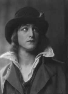 Tellegen, Louis, Mr., in costume, between 1913 and 1942. Creator: Arnold Genthe