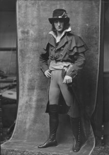 Tellegen, Louis, Mr., in costume, between 1913 and 1942. Creator: Arnold Genthe