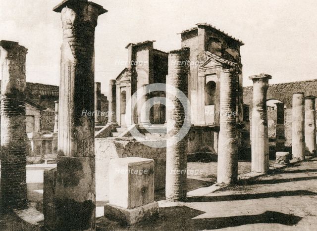 Tempio d'Iside, Pompeii, Italy, c1900s. Creator: Unknown.