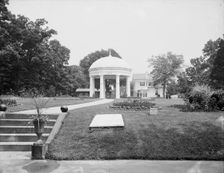 Temple of Fame and the mansion [Arlington House], Arlington, Va., c1903. Creator: Unknown