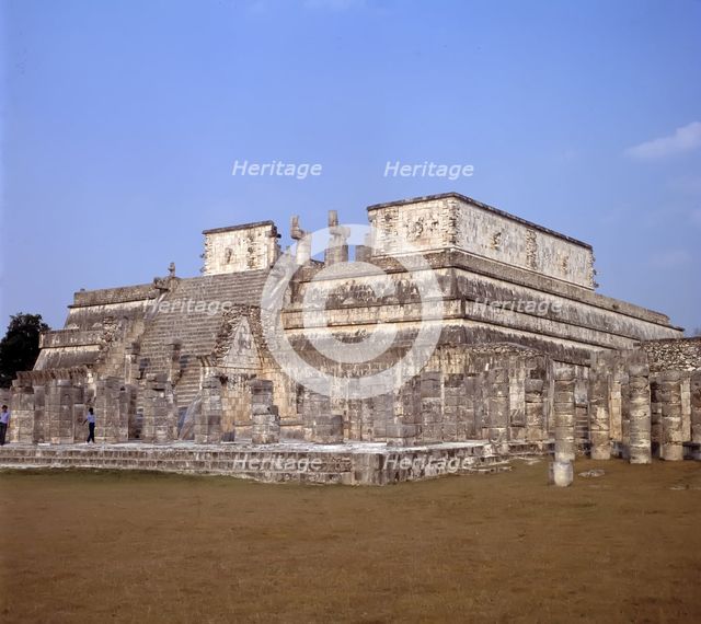  Temple of the Warriors in Chichen Itza.