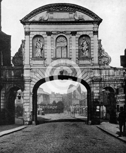Temple Bar archway, at the Stand end of Fleet Street, London, 1877 (1951). Artist: Unknown