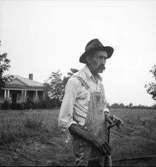 Tenant farmer near Thomaston, Georgia, speaking of the drought, 1936. Creator: Dorothea Lange