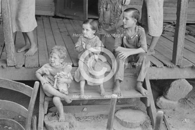 Tengle children, Hale County, Alabama, 1936. Creator: Walker Evans.