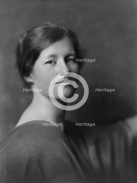 Tenny, Miss, portrait photograph, 1917 Sept. 11. Creator: Arnold Genthe.