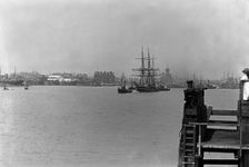 Terra Nova leaving Cardiff, 15 June, 1910. Creator: Unknown