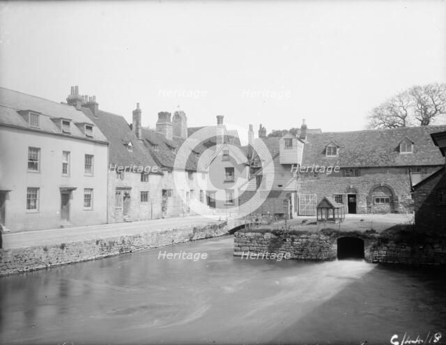 Thames Street, Abingdon, Oxfordshire, c1860-c1922. Artist: Henry Taunt