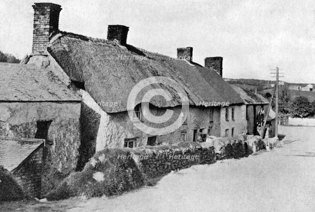 Thatched cottages near Camborne, Cornwall, 1924-1926.Artist: HJ Smith