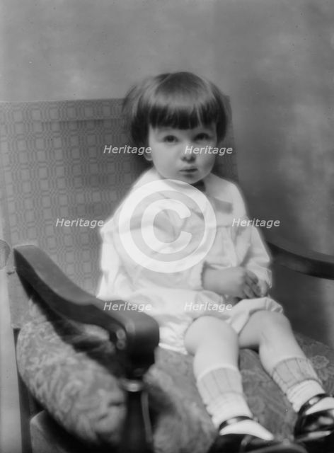 Thaw, Evelyn Nesbit, Mrs., boy of, portrait photograph, 1913. Creator: Arnold Genthe.