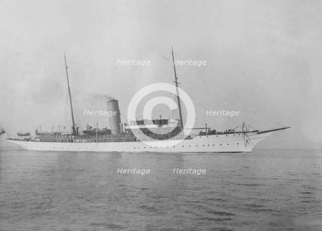 The 142 ton steam yacht 'Sapphire' under way. Creator: Kirk & Sons of Cowes.